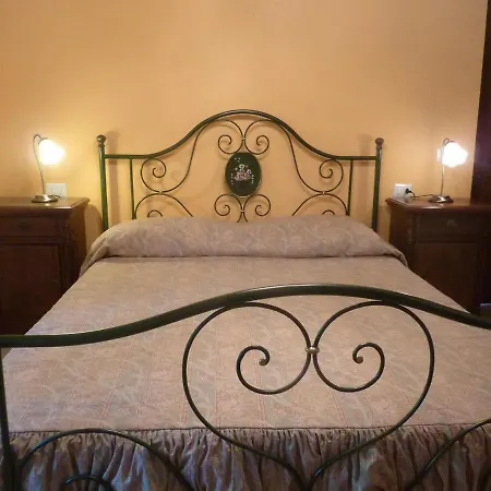 Villa Croce Rossa Sleeps 8 Pool Wifi *
