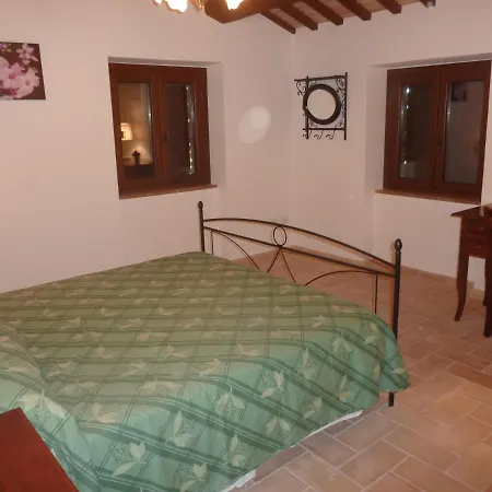 Croce Rossa Sleeps 8 Pool Wifi Villa